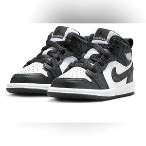 NWT Jordan 1 Mid Se Toddler Black and White Jordan Shoes